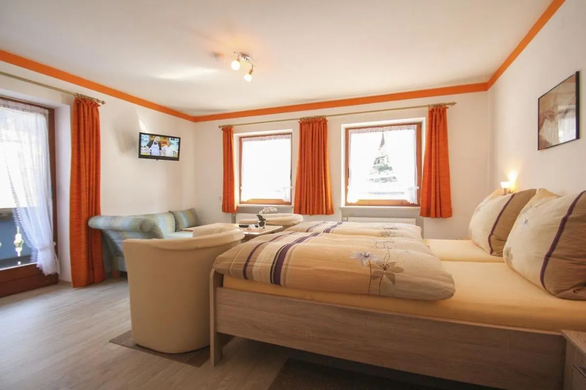 Pension Ramstötter Neukirchen am Teisenberg 0*,  Tyskland