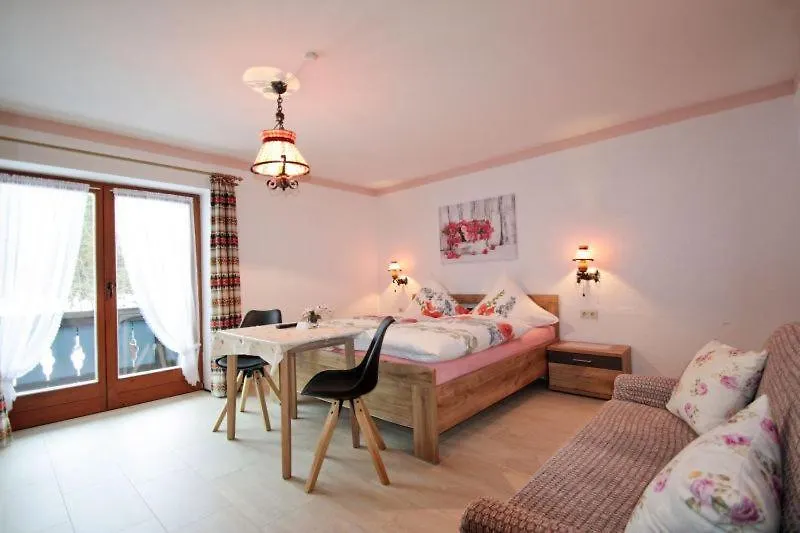 Pension Ramstötter Neukirchen am Teisenberg